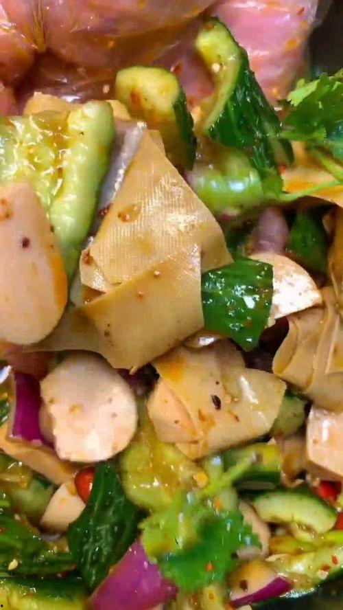 豆皮吃瓜,夏日清爽美食新体验