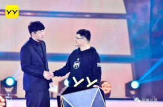 yy语音吃瓜,揭秘网络直播界的“吃瓜”风云